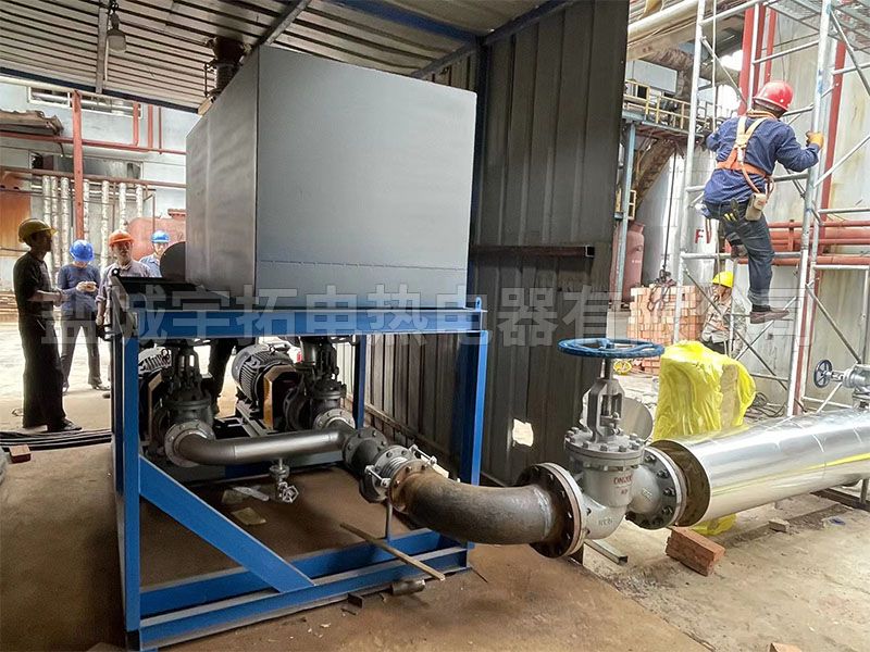 800KW導熱油爐某油脂廠現(xiàn)場